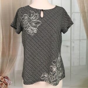 Designers Originals Studio Black and White Short Sleeved Knit Top M